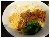 「汁なし担担麵」@自家製麺ほうきぼし 神田店の写真