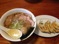 「塩焼豚ラーメン890円+煮卵130円+餃子300円」@上州地鶏ラーメン 翔鶴の写真
