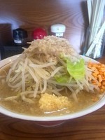 「ガツ旨らーめん　750円」@らーめん ◯八の写真