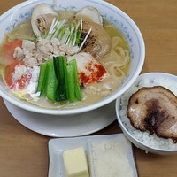 「弥生の一杯「滋養丸鶏の傾き……塩」(S)1,500円+α」@MENYA 食い味の道有楽の写真