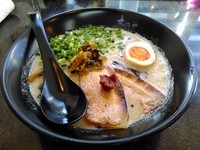 「季節限定 豚骨ラーメン」@麺や KEIJIROの写真