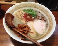 「ようすけ春メニュー（ごぼう・焦がし油）」@麺匠ようすけの写真