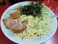 「【限定】｢ラーメン＋油そば【塩】 ニンニク｣ 700＋100」@ラーメン二郎 西台駅前店の写真