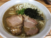 「濃厚煮干そば¥750玉葱¥100替玉¥100ビール¥350✖︎2」@ときわ亭の写真