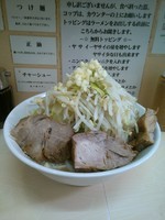 「ラーメン(ニンニク) 750円」@自家製ラーメン 大者の写真