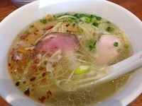 「鶏そば(小)」@ストライプ ヌードルズの写真