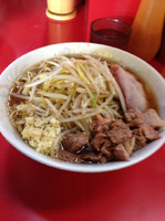 「小ラーメン アブラ少なめ 麺かため ニンニク少し カラメ」@ラーメン二郎 上野毛店の写真