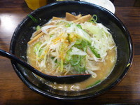 「味噌（野菜増し、にんにく増し、ライス）　７９０円」@麺処 花田 池袋店の写真