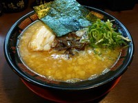 「とんこつラーメン 700円」@濃厚とんこつラーメン 有頂天 小牧店の写真