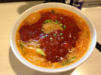 「どて辛めん 辛さ控えめ」@どてちんⅢの写真