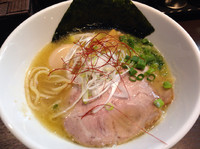 「味玉 鶏白湯」@麺屋ひぶたの写真