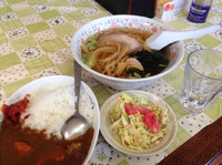 「ラーメン・ミニカレーセット 800円」@真砂の写真