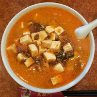 「麻婆坦々麺と餃子のセット1000円」@中国料理／四川・広東料理 萬福門の写真