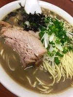 「濃厚煮干しそば ￥650＋大盛り￥無料」@中村屋総本山の写真