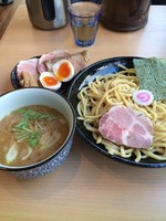 「つけ麺860円 特製230円」@はぐれ雲の写真