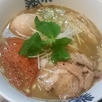 「【限定】特濃渡り蟹そば（半ライス付き）９００円＋味玉」@特級鶏蕎麦 龍介の写真