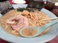 「ラーメン 中盛り アブラ多め」@ラーメンショップ幸手 金田亭の写真