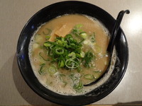 「醤油とんこつ」@豚骨野郎 本店の写真