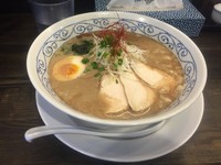 「濃厚あら焼鶏白湯そば」@あら焼鶏白湯 カシムラの写真