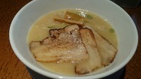 「鶏白湯塩ラーメン：チャーシュー増し」@麺屋やまひで 四日市店の写真