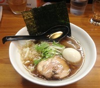 「【限定】秋刀魚と背黒の清湯らーめん」@いのうえの写真