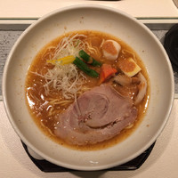 「冬季限定麺 ほくほく根菜のみそらーめん880円」@らーめんと甘味処 九月堂の写真