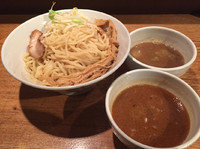 「二色つけ麺」@神保町 可以の写真