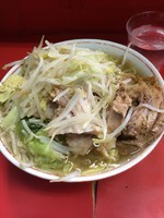 「小豚 麺かたニンニクマシマシ辛め」@ラーメン二郎 三田本店の写真