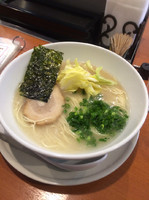 「ラーメン650円」@ぶたの旨味らーめん とんくるの写真