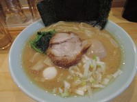 「醤油豚骨ラーメン」@正栄家の写真