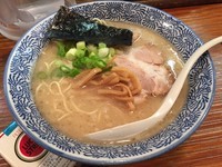 「ラーメン＋替玉」@久留米らーめん 金丸の写真