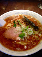 「正油らーめん 大 ¥780」@楽やの写真