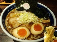 「せたがやラーメン1080円＋大盛150円」@せたが屋 羽田国際空港店の写真