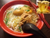 「嘴邊肉麺90元」@建弘 雞肉飯の写真