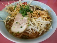 「焦がしネギラーメン(並盛・150g)830円」@ラーメン山岡家 高崎西店の写真
