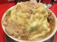 「ラーメン¥780+チーズ¥80✖︎2枚」@ジャンプの写真