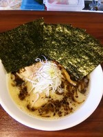 「マー油塩豚骨、味玉、海苔、替え玉」@麺屋 蓮花の写真