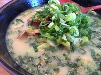 「ピリ辛四天王ラーメン」@薩摩ラーメン 四天王 園部店の写真