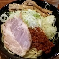 「【新メニュー】油ソバ（辛味噌）８８０円」@麺 一直の写真