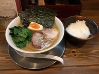 「五葉ラーメン¥790とライス¥100」@らーめん五葉 川越店の写真
