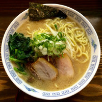 「浜風ラーメン650円大盛無料＋焼き餃子100円」@浜風の写真