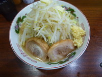 「ラーメン（ニンニク）¥780」@ラーメン 豚んちの写真