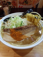 「極上濃厚カレーラーメン880円」@らーめん つけ麺 春樹 日暮里店の写真