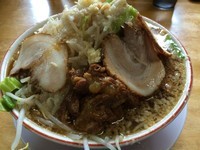 「ビックウエーブ肉まし大盛  950円」@麺の家 渚の写真