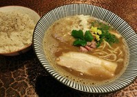 「ラム煮干し中華そば \750＋胡椒めし \100」@自家製麺 MENSHO TOKYOの写真