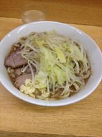 「小ラーメン 野菜少なめ ニンニク少し」@ラーメン二郎 環七新新代田店の写真