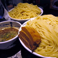 「白 つけ麺 750円（あつもり・麺量 1Kg）」@麺屋 武蔵 芝浦別巻の写真