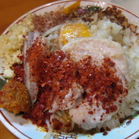 「みそ小 700円 + 汁なし 100円」@いがみその写真