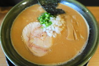 「とりまみれらーめん 大盛＋激辛」@らーめん タンポポの写真