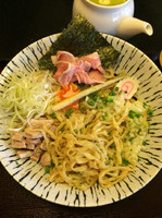 「限定 濃厚玉子と比内地鶏の油そば」@麺匠えにしの写真